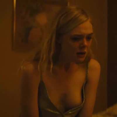 Elle fanning