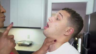Mimi Curvaceous teaches her stepbrother a lesson