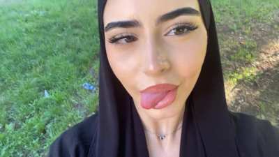 👅