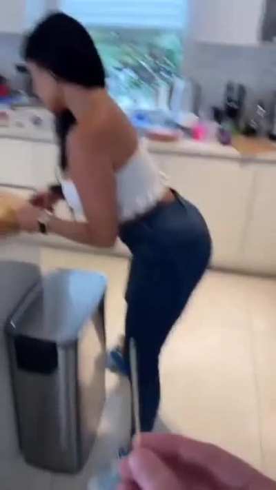 🤩