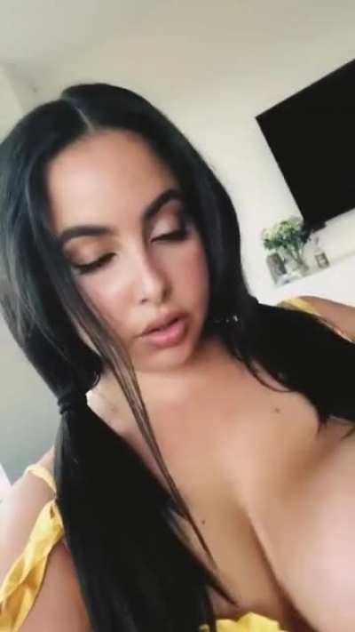 Who likes cute girls with big tits?