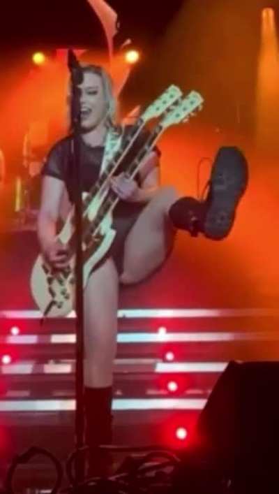 Lzzy Hale