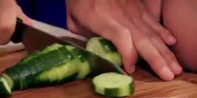 The best way to cut cucumber
