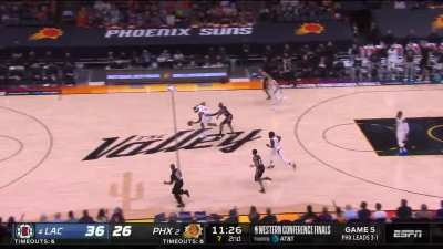 [Highlight] Cousins picks it from CP3 and takes it coast to coast for the score!