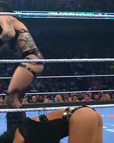 Smackdown 12/12/25