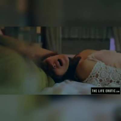 horny girl 😍 full on 🔥 fire 🤤 moody moody<wbr>🍑😍🔥