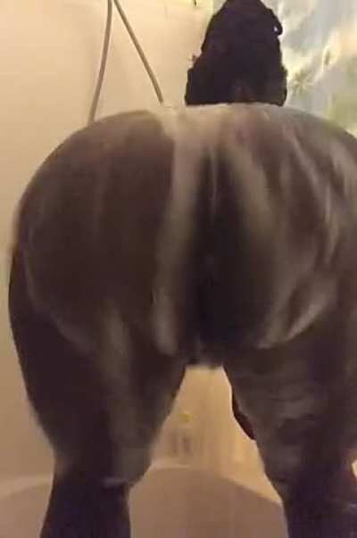 lemme fuck you in the shower 🧼