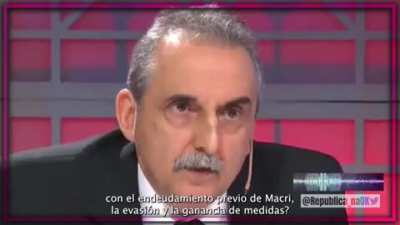 Zurdo descubre que Cristina no sabe de economía y entra en pánico