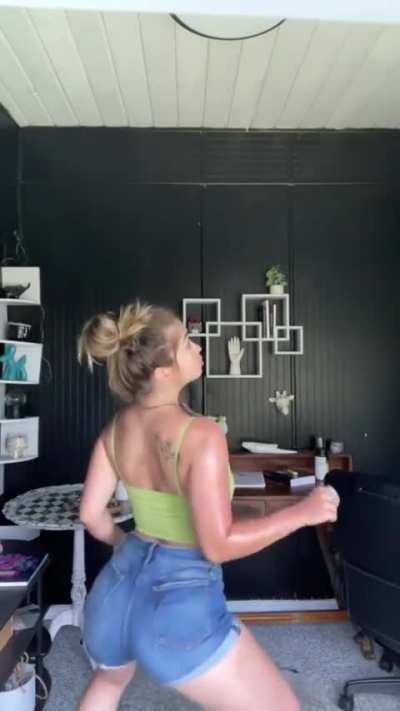 Zoe.ebarb