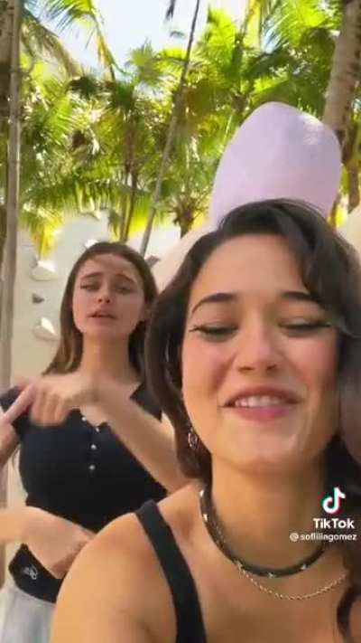 Which one would you smash ? Sofia Gomez or Megnutt ? Both or none of the above ?