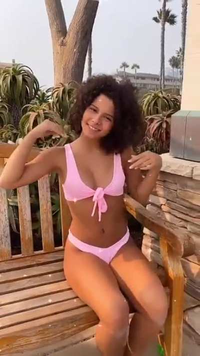 Gabriela Saraivah.