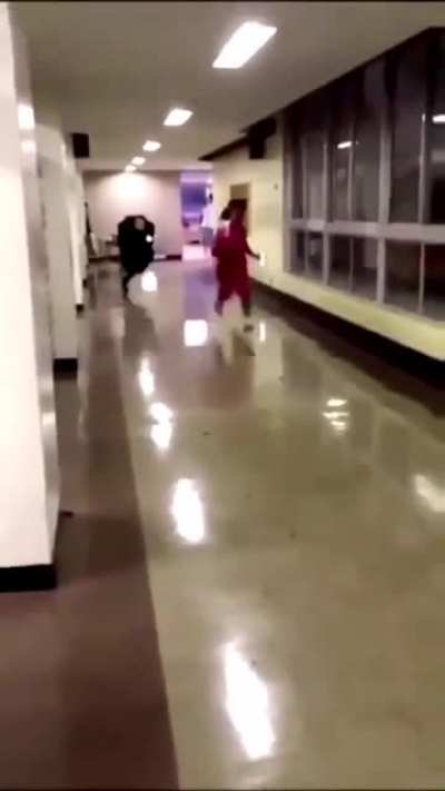 Running from a Revenant be like