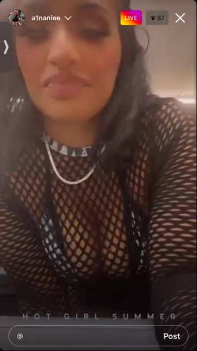 A1naniee live and stories