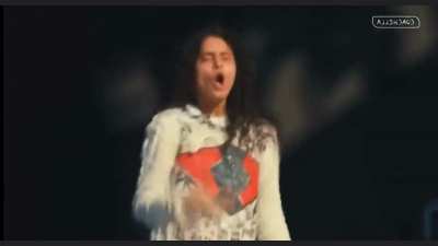 070 Shake performing Ghost town at Coachella with crowd as mic cuts out