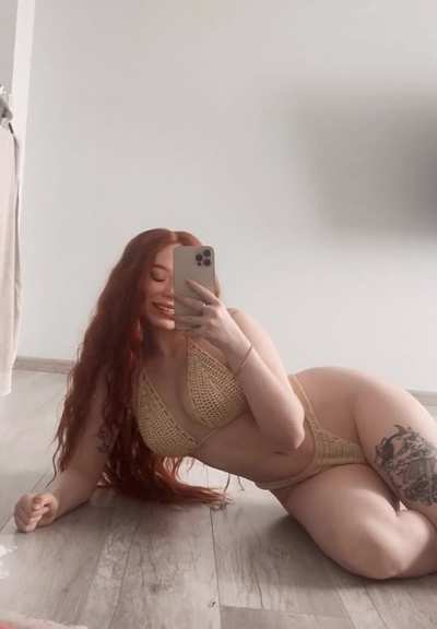 Do you like big girls or skinny girls?