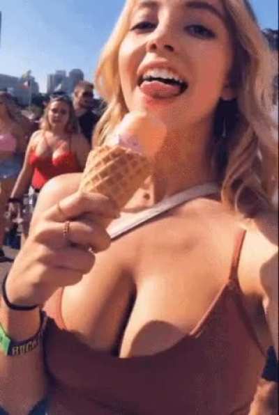 Sydney Sweeney