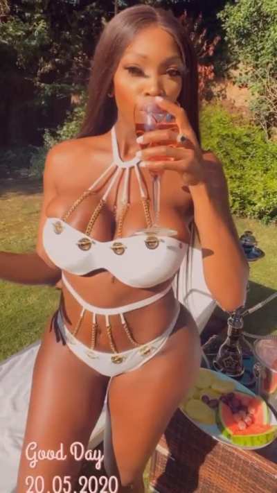 Nice Bikini Ebony Beauty