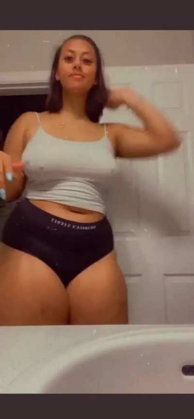 SJ 🎂