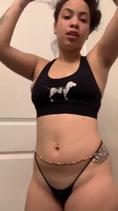 βℓąµďɨą #7