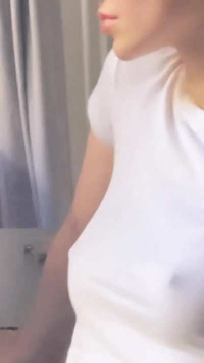 Dove Cameron