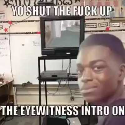 Dude turn around you're missing it!