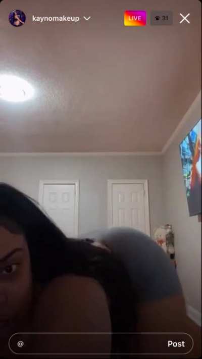 Kay live 😩😩😩(s<wbr>orry for the malfunctions was trying to make it go quicker lol)