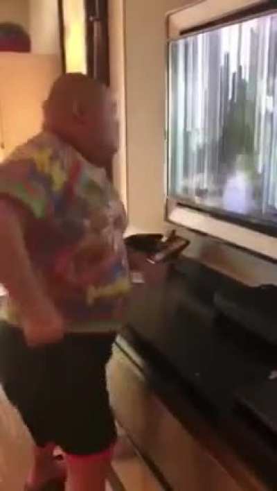 man vs screen