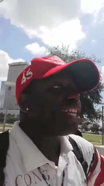 Black guy confronts white BLM activists, calls them 'self-hating liberal sheep'
