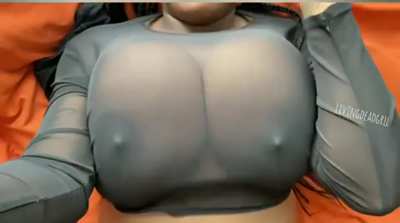 Do you like my top?