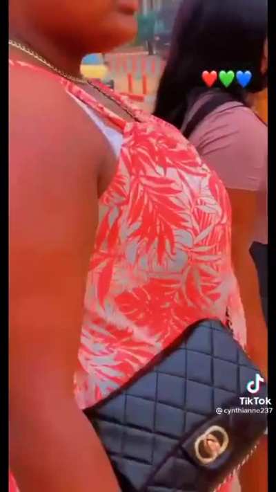 Can you blame my guy?? 🤣🤣🤣🍑🍑<wbr>🍑🍐🍐🔥🔥<wbr>🔥