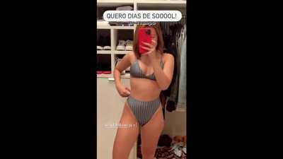 Larissa Manoela
