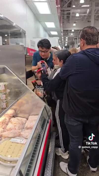 Chicken Wars