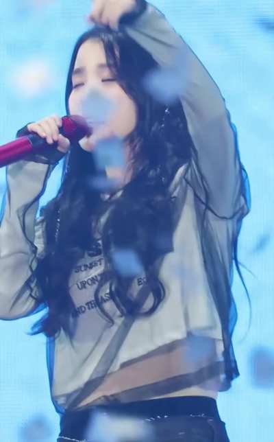 IU