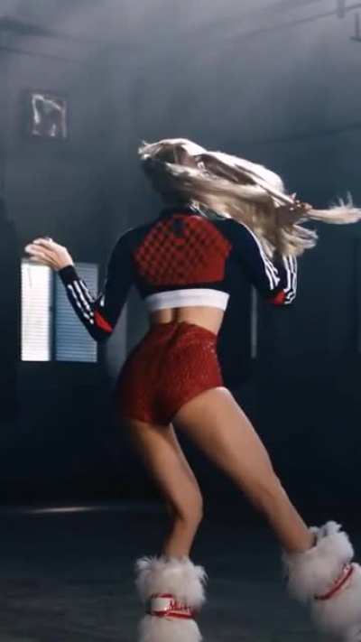 Blackpink Lisa