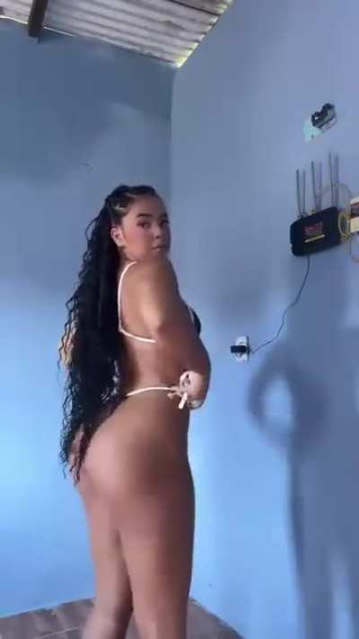 Lellyzinha