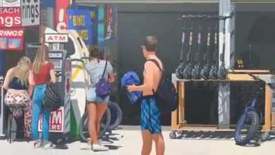 Progress so far on the painting, nearing the end with this one now... Artist: Darren Reid.