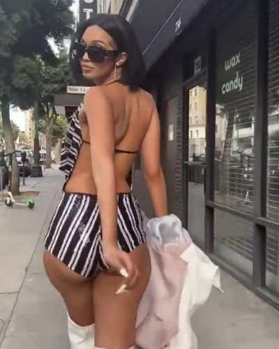 IG post jiggle