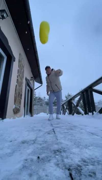 Human Vs Ballon 😭