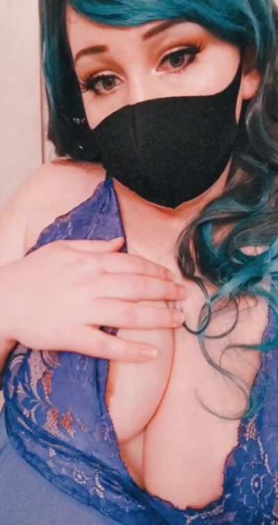 Cum for me? 🤗