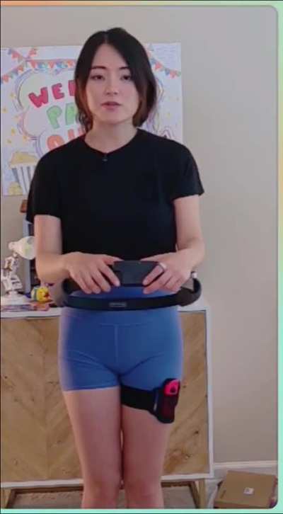 Jeannie Tiny Zooms In
