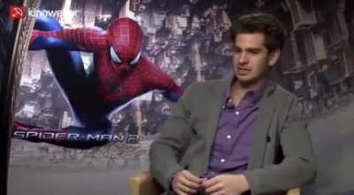 Andrew Garfield's thoughts on Spider-Man in the Avengers is the complete opposite of what Marvel actually did. Interesting stuff. What do you think? (From 2014, TASM2 Press Tour)