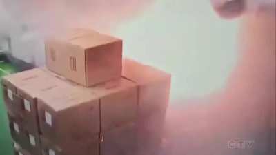 CCTV Footage from Beginning of South Korean Lithium Factory Fire (23 casualties)- June 24, 2024