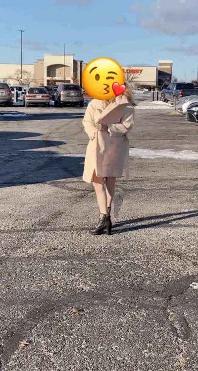 (F)lash in a busy parking lot