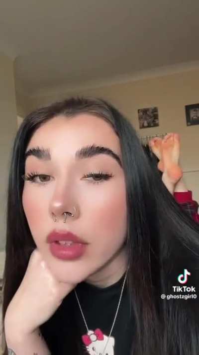 @ghostzgirl0