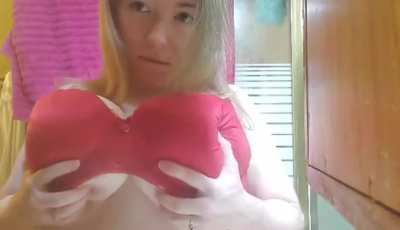 [OC] first titty drop of the year 😈