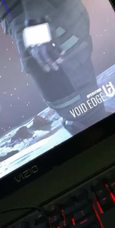 Siege is trying to seduce me with Iana’s thiccness