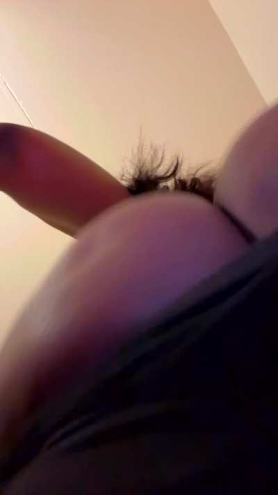 watching me pull this big ass out my leggings got you weak and leaking whitey