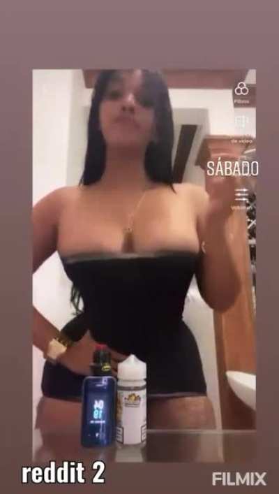 Yinett Báez 🔥🔥