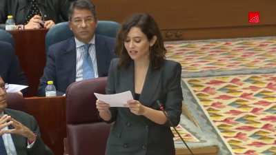 La presidenta de la Comunidad de Madrid se refirió al peronismo en la última sesión de la Asamblea de Madrid