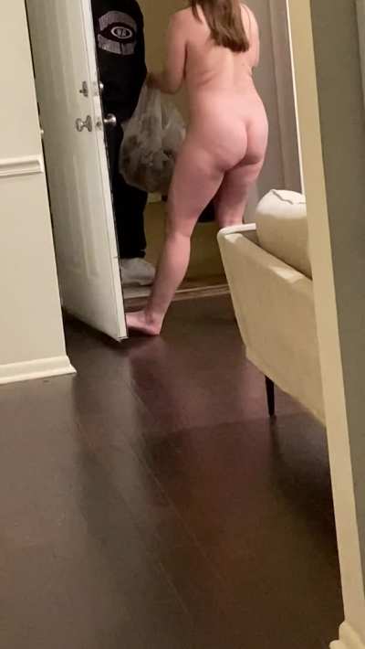 Sometimes the delivery guy doesn’t seem surprised